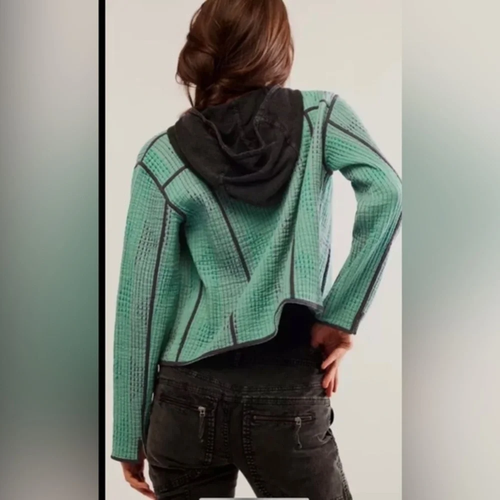 Free People FP One Tavi green Quilted zip front black hoodie‎ Jacket size XS new